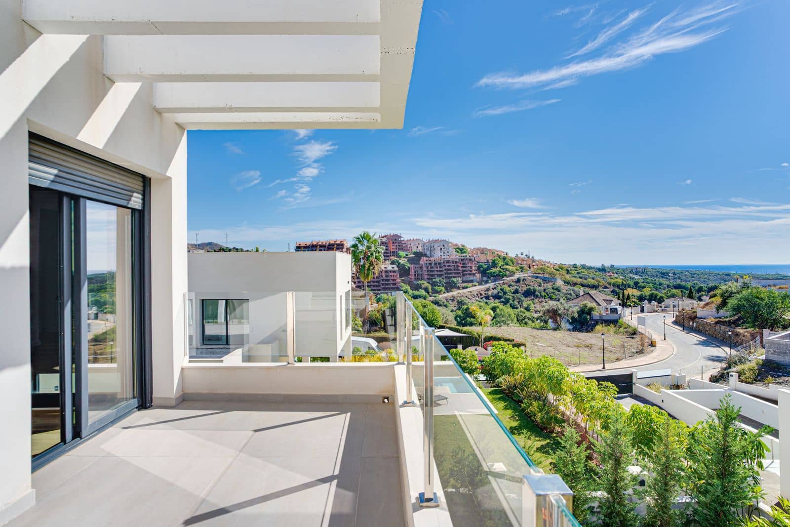 4 bedroom Villa for sale in Elviria with pool garage - € 2,550,000 (Ref: 9473429)