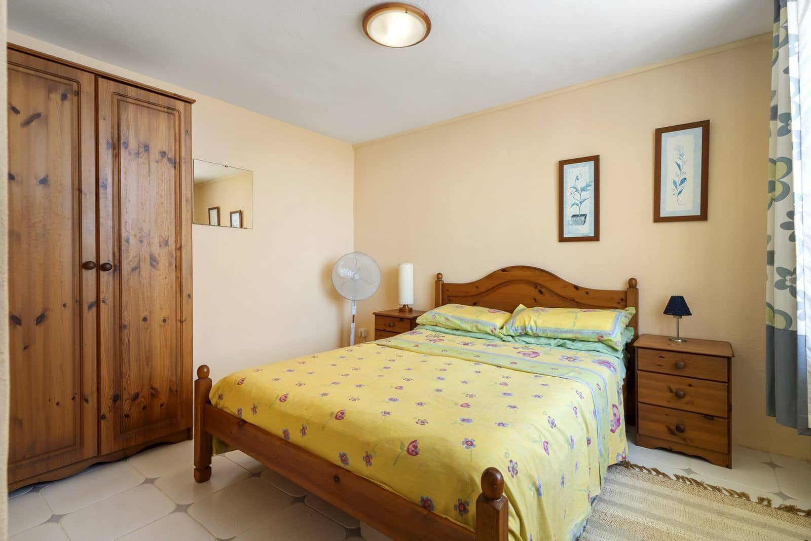 5 bedroom Townhouse for sale in Calahonda with pool garage - € 525,000 (Ref: 9481564)