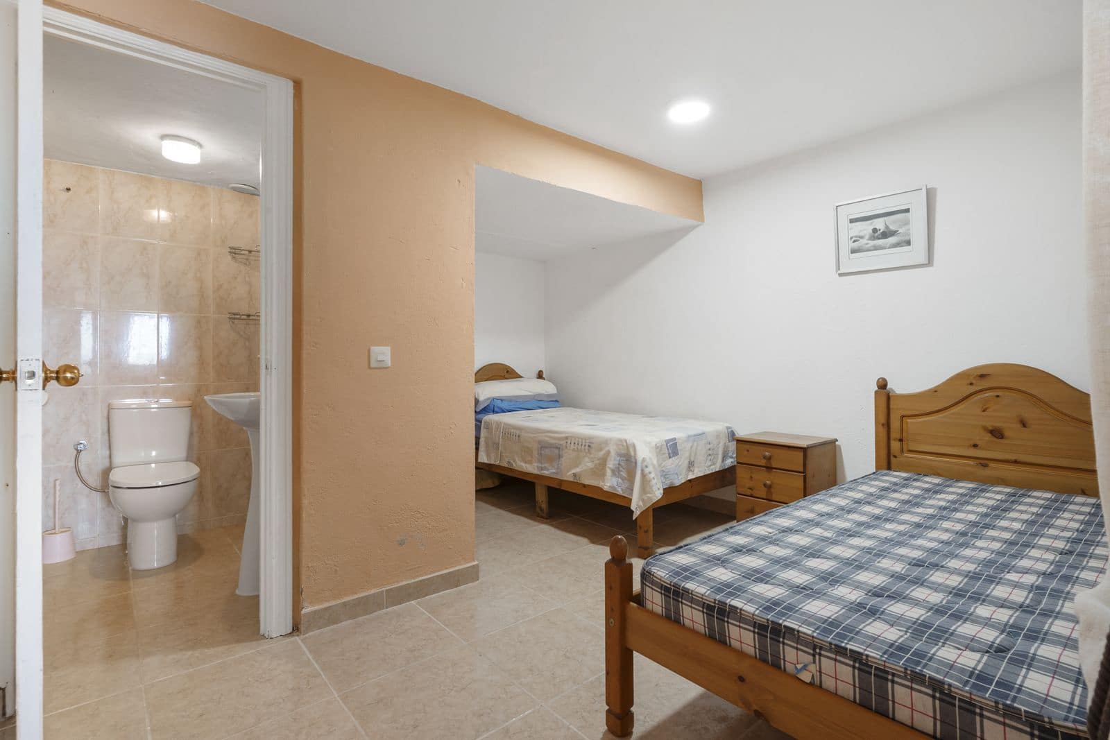 5 bedroom Townhouse for sale in Calahonda with pool garage - € 525,000 (Ref: 9481564)