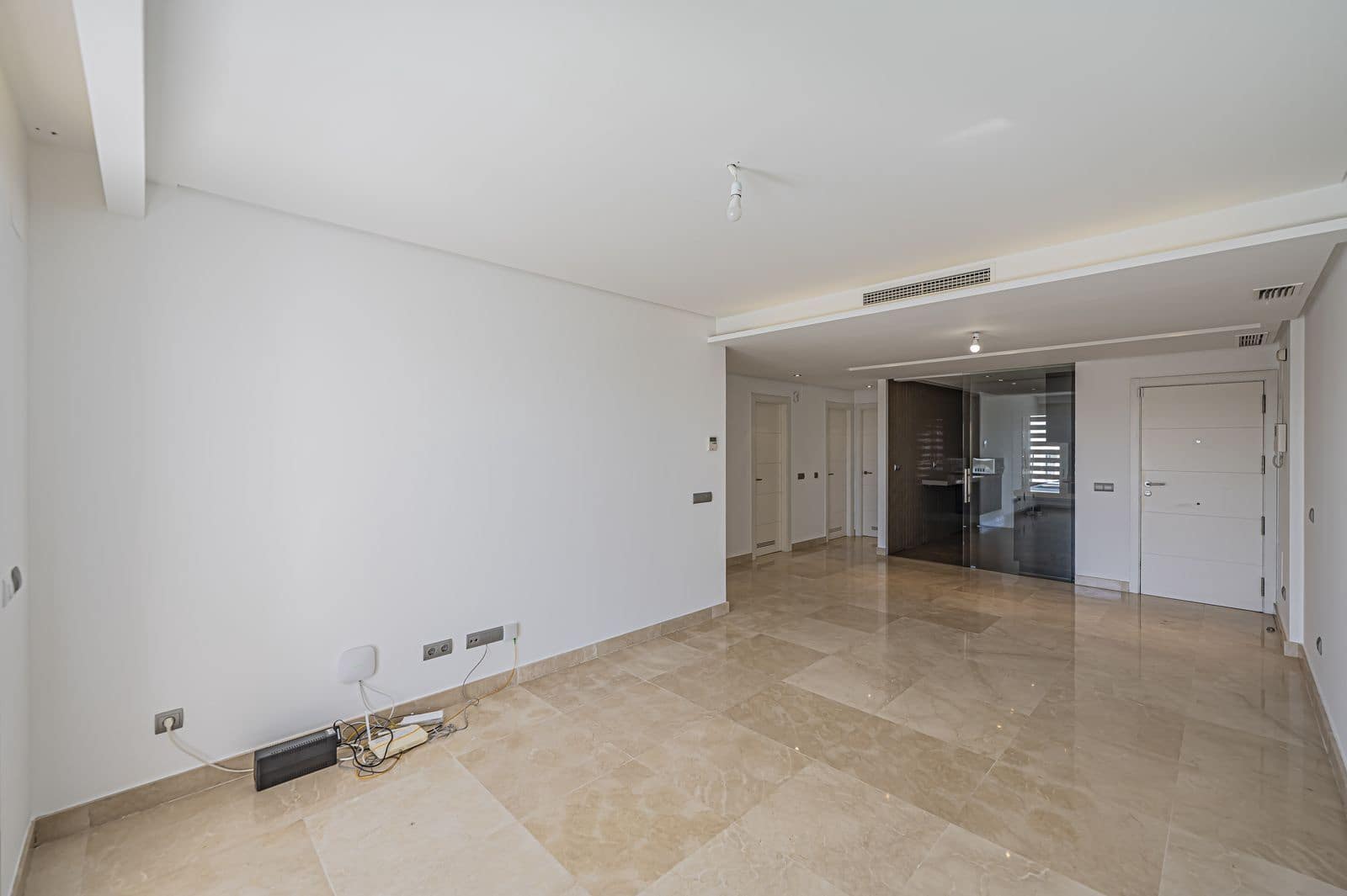 3 bedroom Apartment for sale in Los Arqueros with pool garage - € 549,000 (Ref: 9481565)