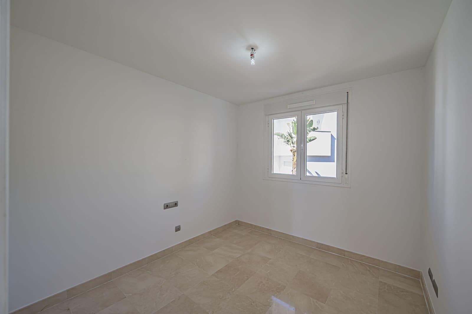 3 bedroom Apartment for sale in Los Arqueros with pool garage - € 549,000 (Ref: 9481565)