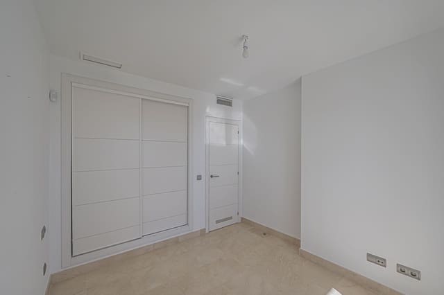 3 bedroom Apartment for sale in Los Arqueros, Benahavís with pool garage - € 549,000 (Ref: 9481565)