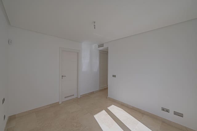 3 bedroom Apartment for sale in Los Arqueros, Benahavís with pool garage - € 549,000 (Ref: 9481565)