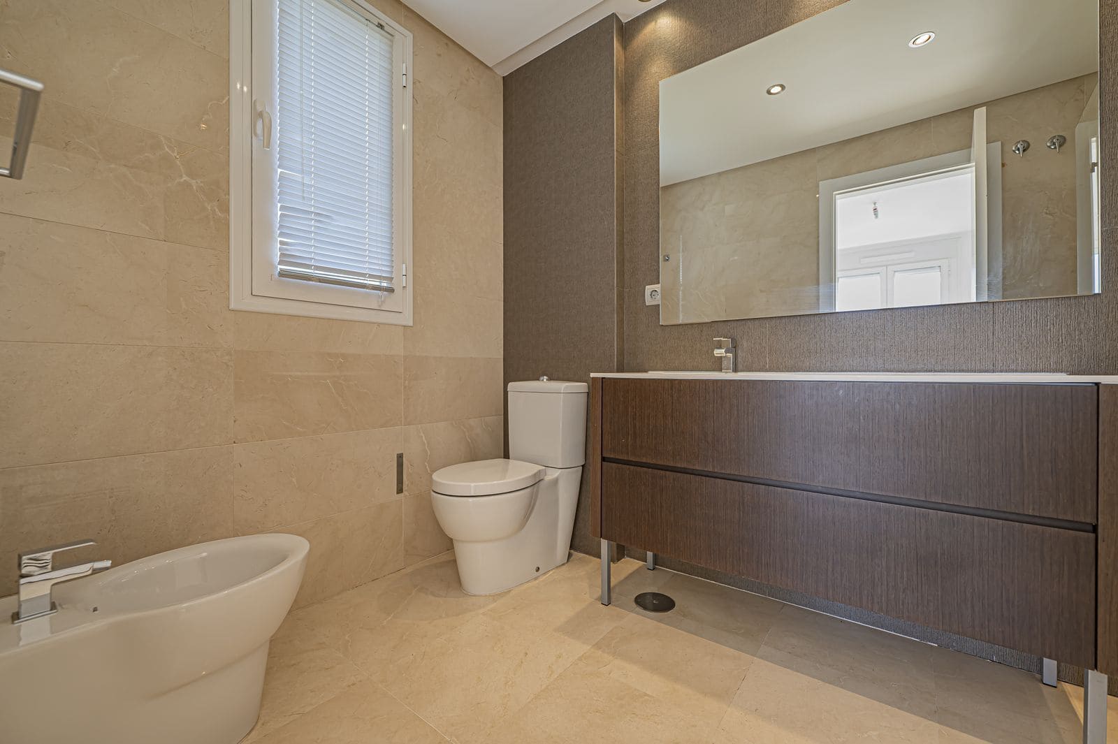 3 bedroom Apartment for sale in Los Arqueros with pool garage - € 549,000 (Ref: 9481565)