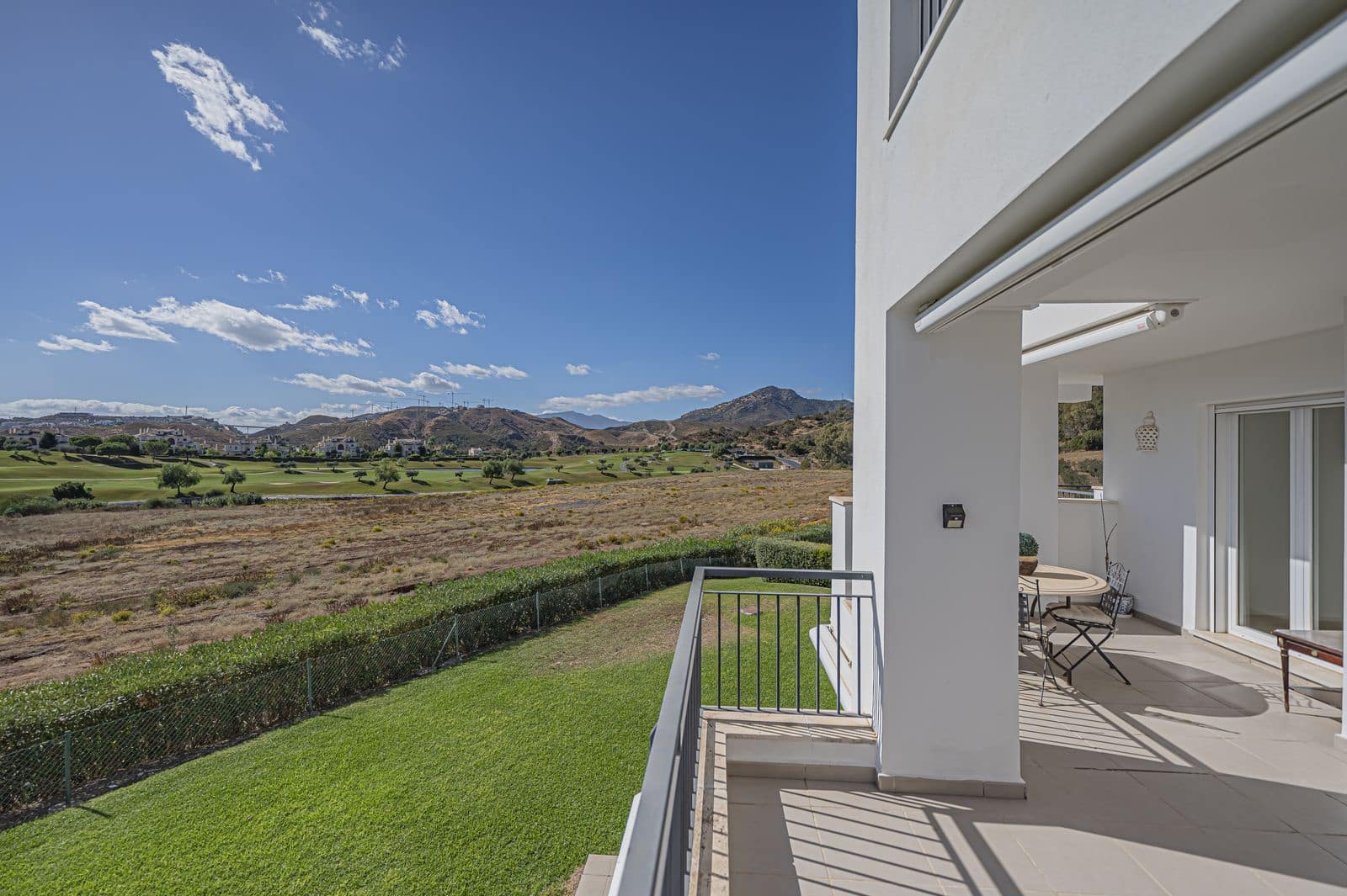 3 bedroom Apartment for sale in Los Arqueros with pool garage - € 549,000 (Ref: 9481565)