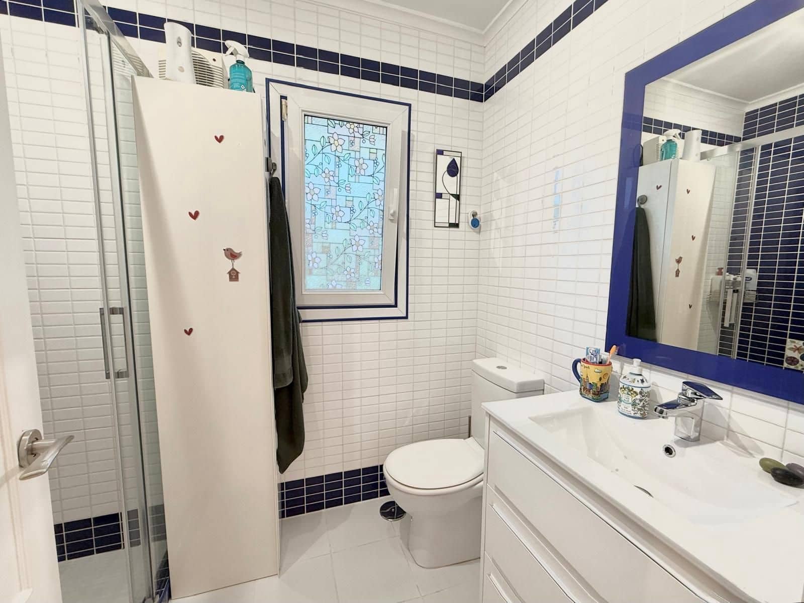 2 bedroom Semi-detached Villa for sale in Calahonda with pool garage - € 425,000 (Ref: 9481570)