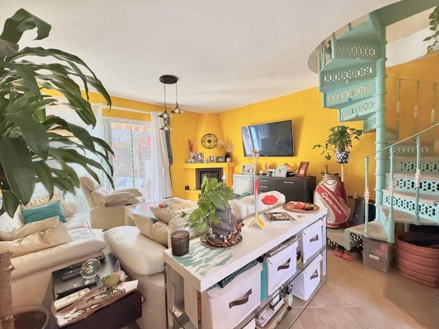 2 makuuhuone Paritalo myytävänä paikassa Calahonda, Mijas mukana uima-altaan 
autotalli - 425 000 € (Ref: 9481570)