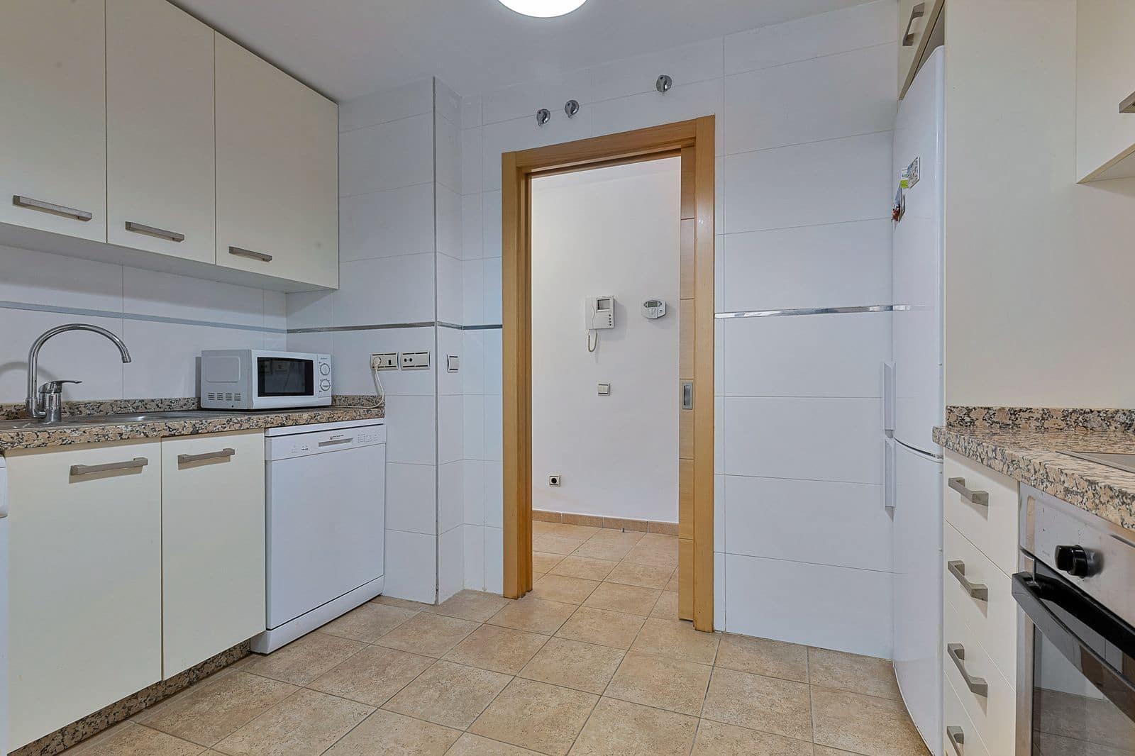 2 Zimmer Apartment zu verkaufen in La Cala de Mijas mit Pool Garage - 365.000 € (Ref: 9542419)