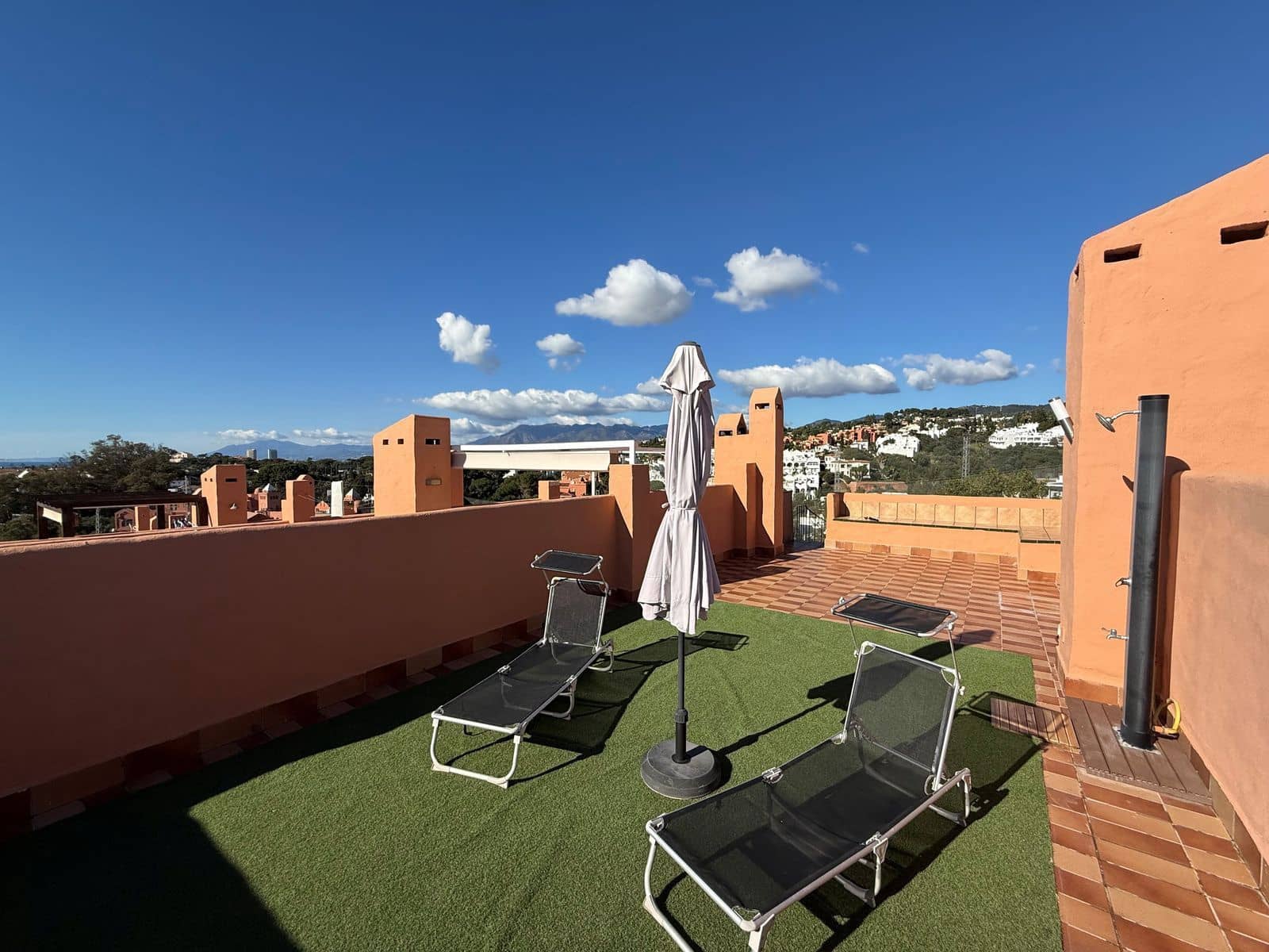 5 sovrum Hus till salu i Cabopino med pool garage - 519 000 € (Ref: 9552504)