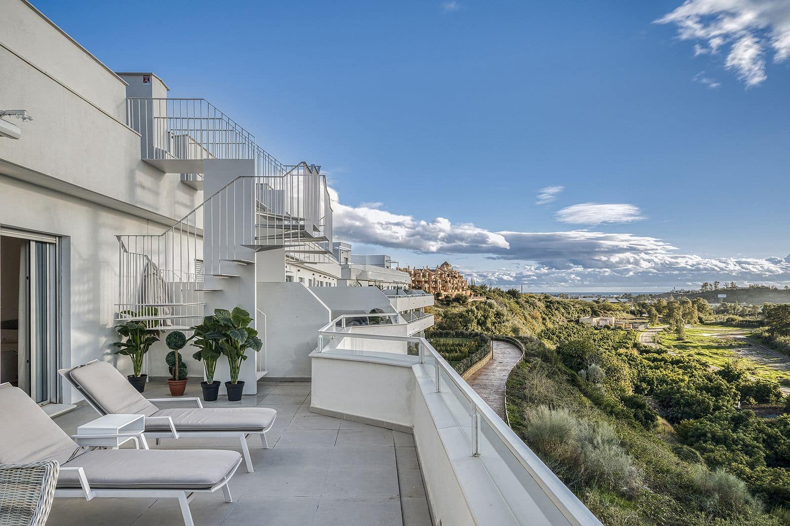 3 soveværelse Penthouse til salg i Cancelada med swimmingpool garage - € 530.000 (Ref: 9559445)