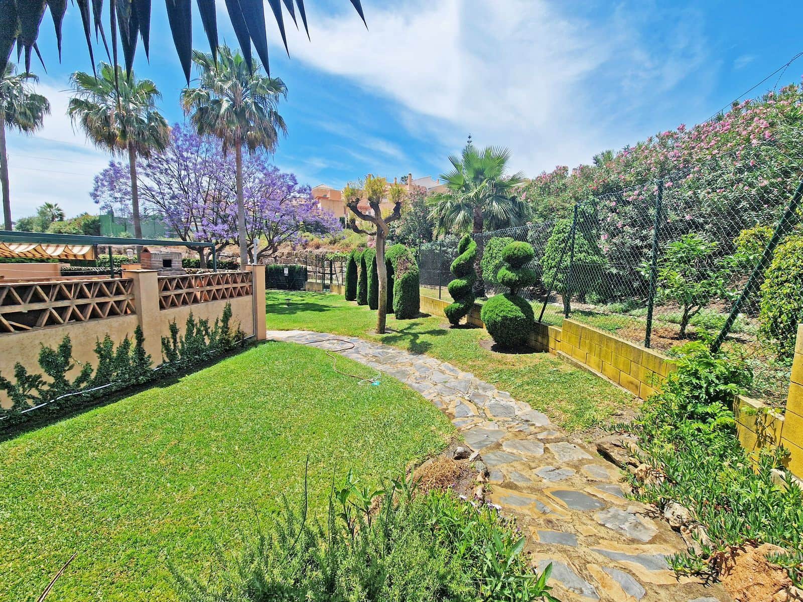 3 slaapkamer Penthouse te koop in Riviera del Sol met zwembad garage - € 395.000 (Ref: 9570163)