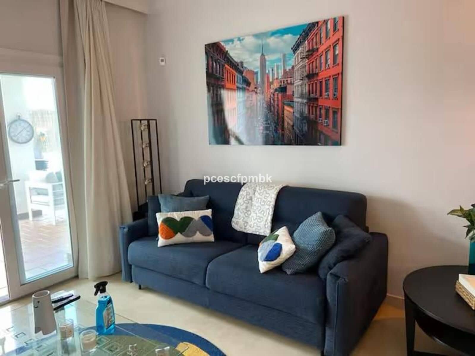 2 soverom Leilighet til salgs i Aloha Golf med svømmebasseng garasje - € 440 000 (Ref: 9571826)