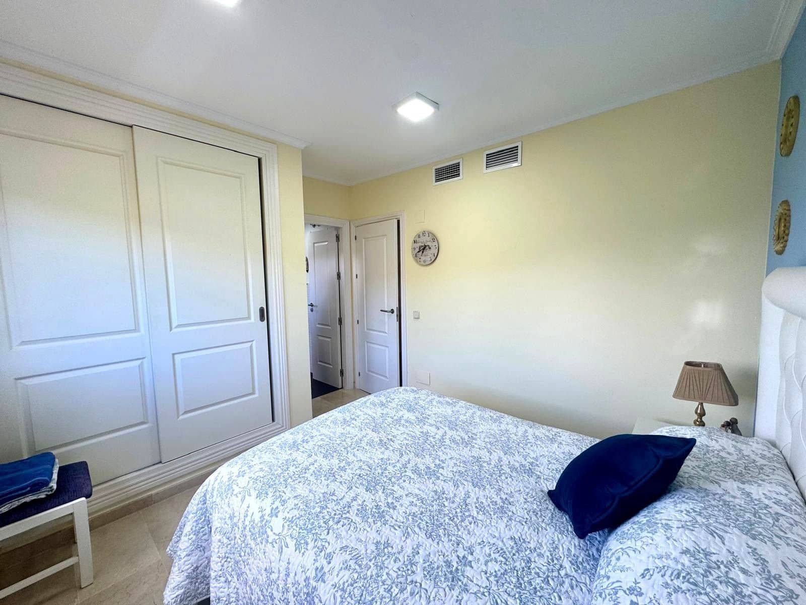 2 Zimmer Apartment zu verkaufen in Casares mit Pool Garage - 349.000 € (Ref: 9572216)