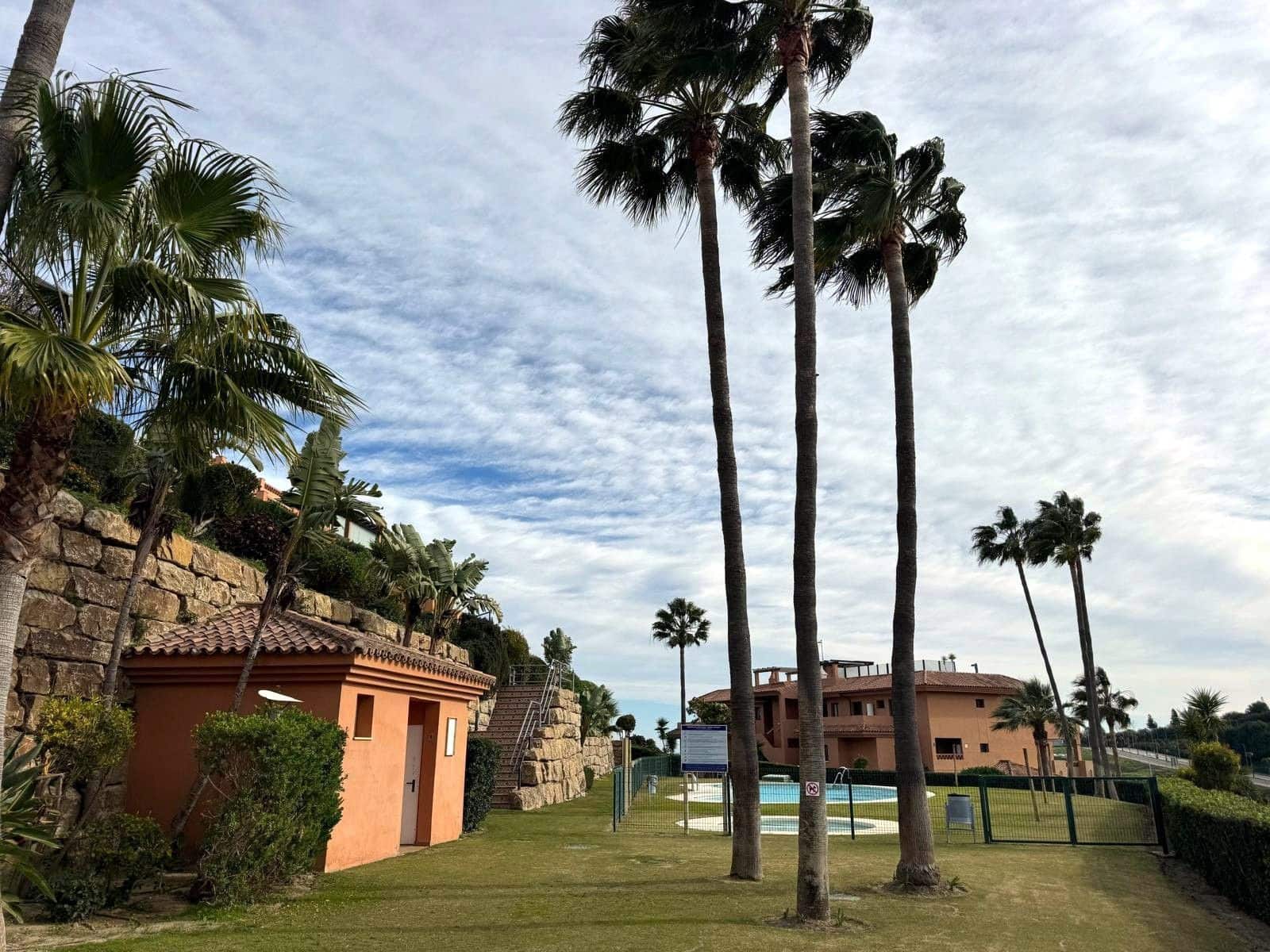 2 Zimmer Apartment zu verkaufen in Casares mit Pool Garage - 349.000 € (Ref: 9572216)