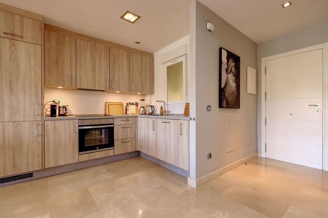 2 sovrum Lägenhet till salu i Mijas Costa, Mijas med pool garage - 369 000 € (Ref: 9572267)