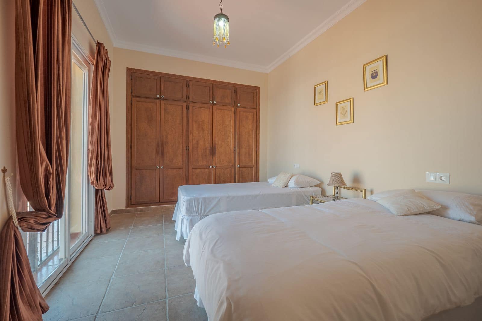 5 sypialnia Apartament na sprzedaż w Alhaurin el Grande z basenem garażem - 695 000 € (Ref: 9580354)