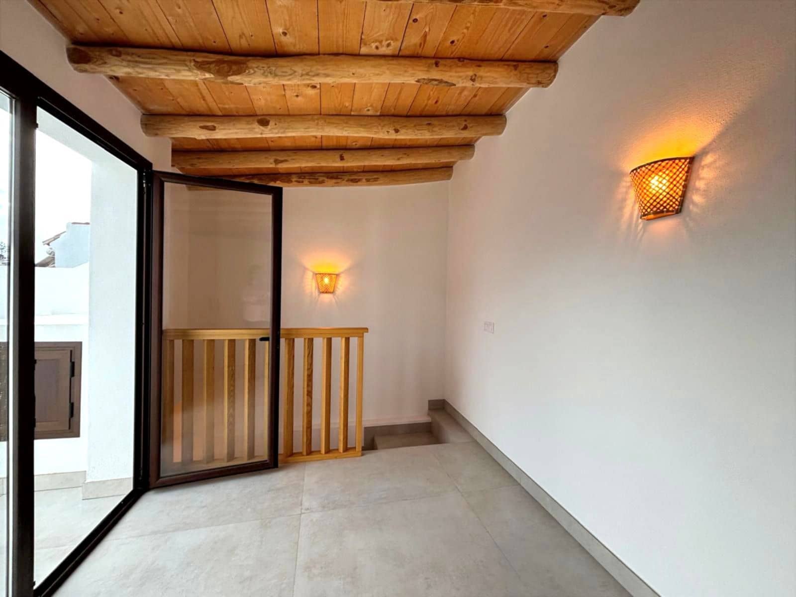 Casa de 4 habitaciones en Estepona en venta con garaje - 985.000 € (Ref: 9580355)