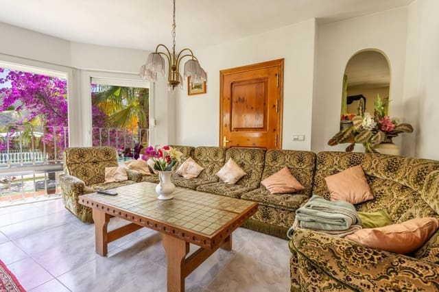 4 bedroom Villa for sale in Alhaurín el Grande with pool garage - € 795,000 (Ref: 9598181)