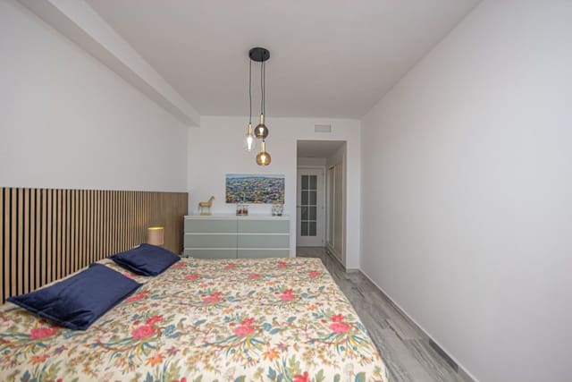 2 bedroom Apartment for sale in Cabopino, Marbella with pool garage - € 525,000 (Ref: 9606664)