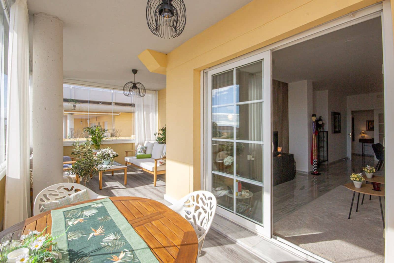 2 soveværelse Lejlighed til salg i Cabopino med swimmingpool garage - € 525.000 (Ref: 9606664)