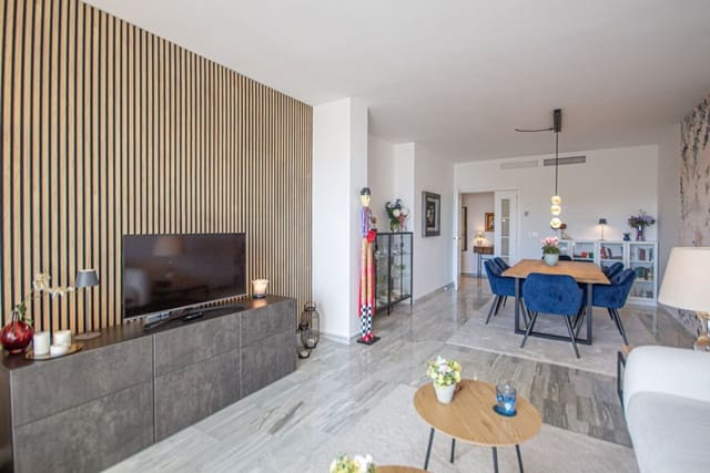 2 bedroom Apartment for sale in Cabopino, Marbella with pool garage - € 525,000 (Ref: 9606664)