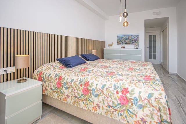 2 bedroom Apartment for sale in Cabopino, Marbella with pool garage - € 525,000 (Ref: 9606664)