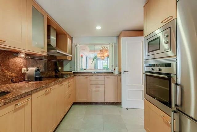 4 bedroom Semi-detached Villa for sale in Costalita, Estepona with pool garage - € 1,095,000 (Ref: 9606680)