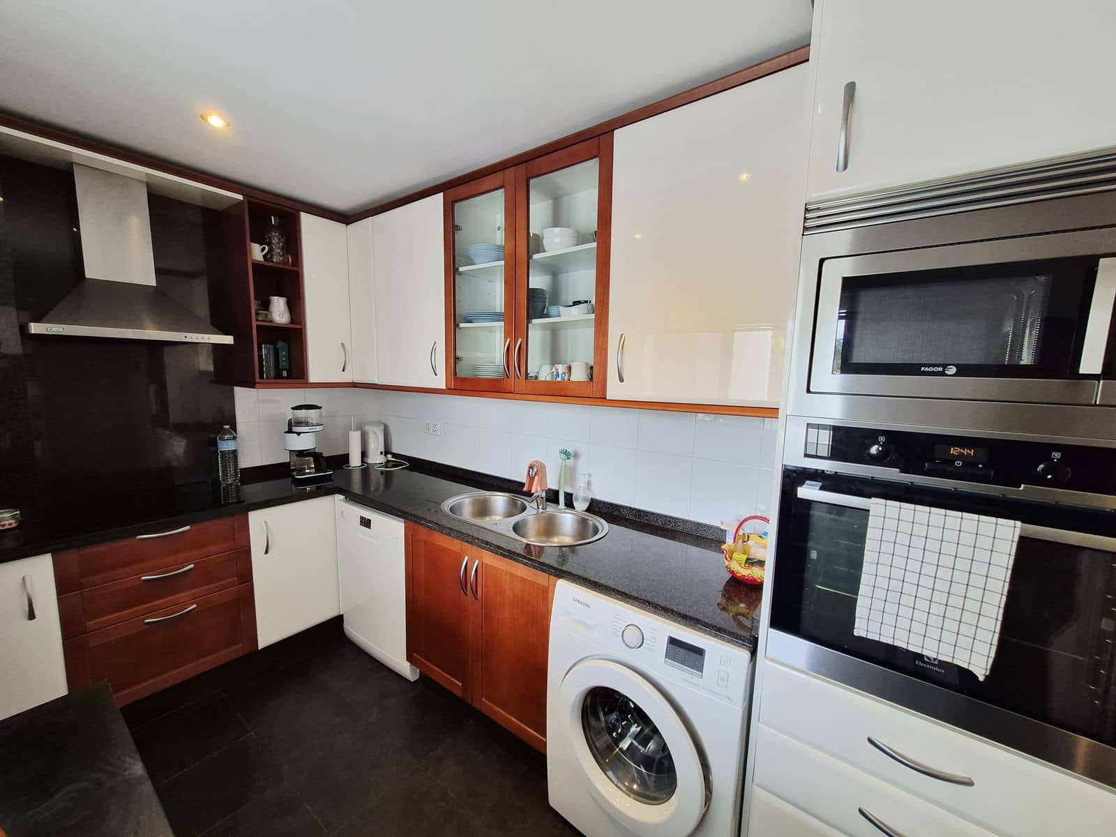 Apartamento de 2 habitaciones en Málaga ciudad en venta con piscina garaje - 399.000 € (Ref: 9606746)