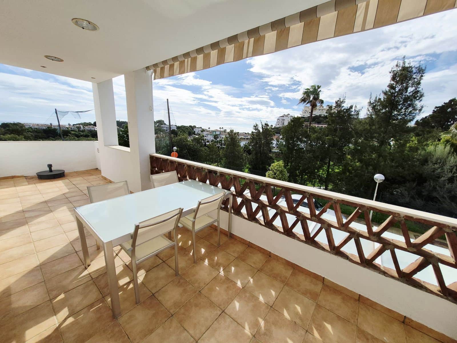 Apartamento de 2 habitaciones en Málaga ciudad en venta con piscina garaje - 399.000 € (Ref: 9606746)