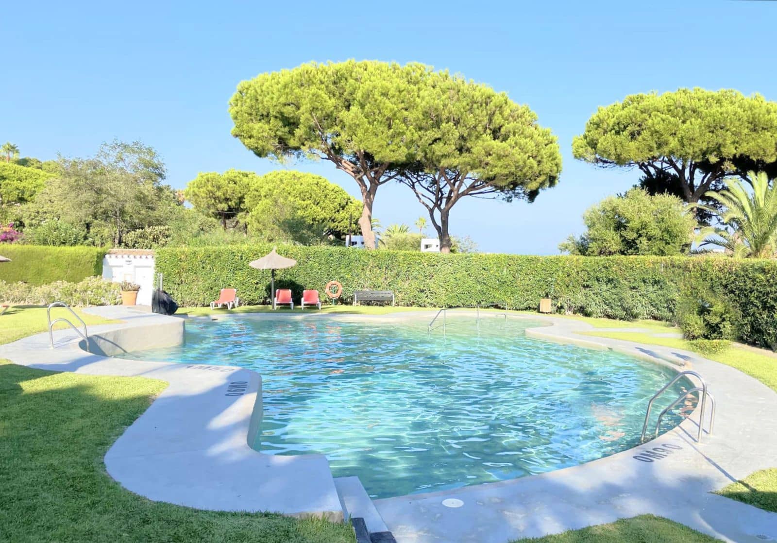 2 makuuhuone Omakotitalo myytävänä paikassa Casares mukana uima-altaan 
autotalli - 418 000 € (Ref: 9628351)