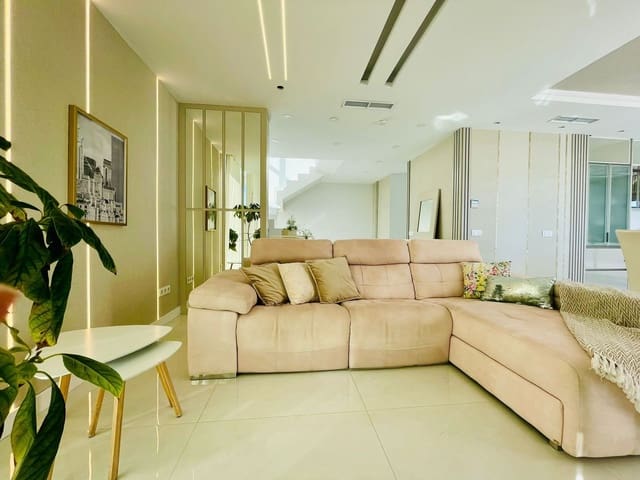 4 soverom Villa til salgs i Benalmádena med svømmebasseng garasje - € 1 700 000 (Ref: 9628355)