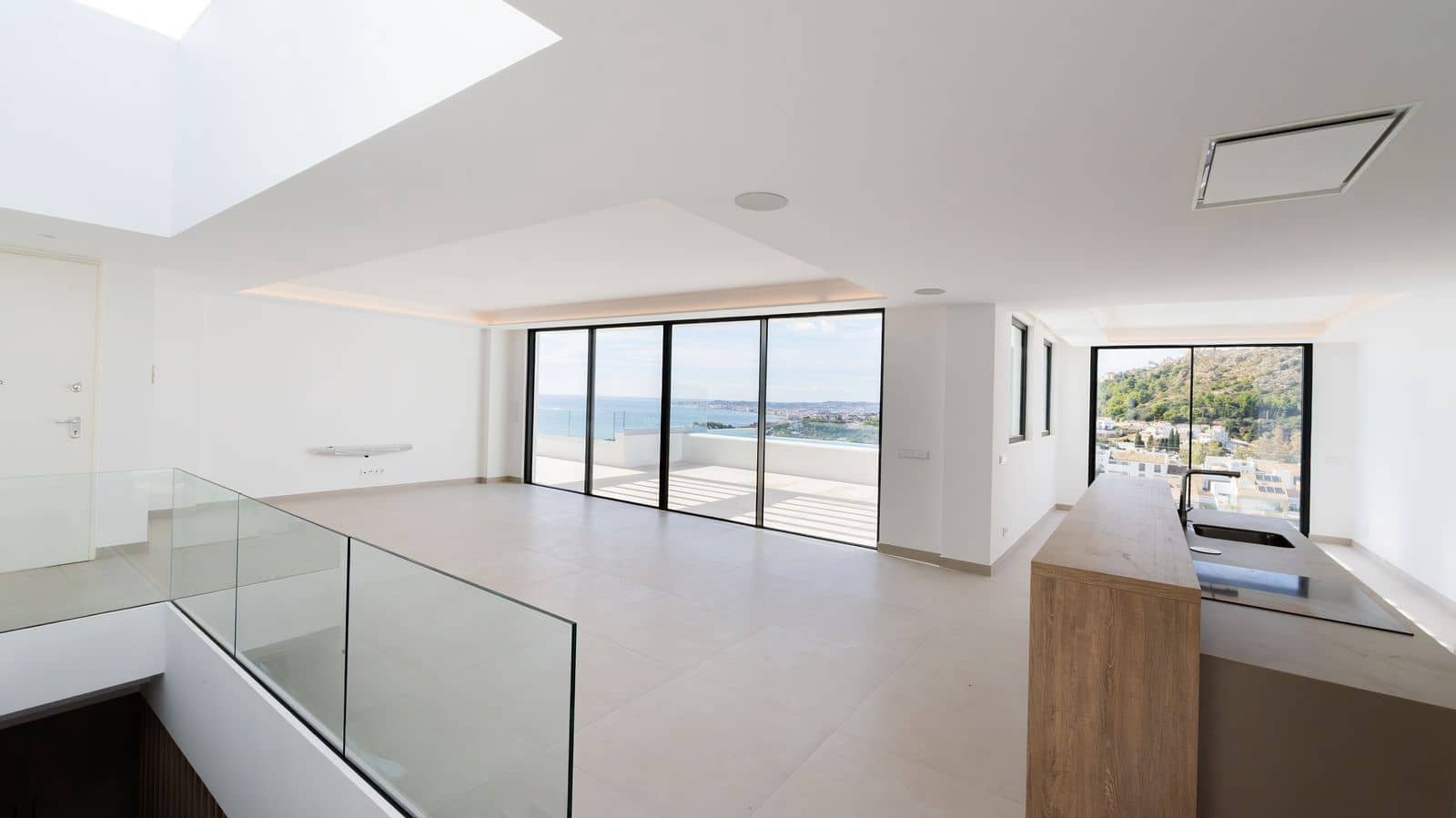 4 bedroom Villa for sale in Benalmadena with pool garage - € 2,100,000 (Ref: 9628361)