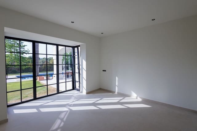 3 Zimmer Villa zu verkaufen in Sotogrande Costa, San Roque mit Pool Garage - 2.580.000 € (Ref: 9665429)