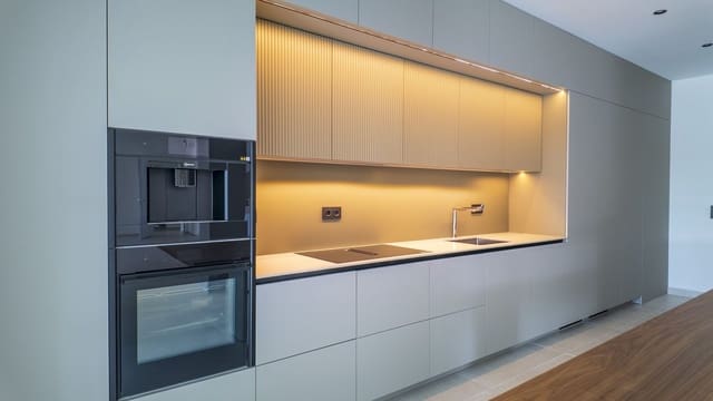 3 Zimmer Villa zu verkaufen in Sotogrande Costa, San Roque mit Pool Garage - 2.580.000 € (Ref: 9665429)