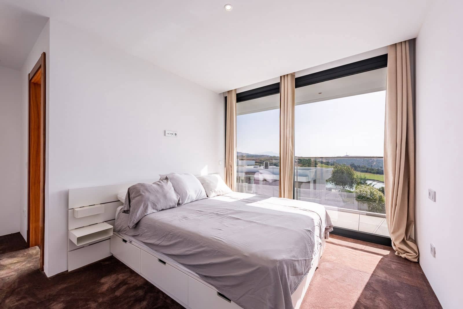 3 slaapkamer Villa te koop in Estepona met zwembad garage - € 1.400.000 (Ref: 9676277)