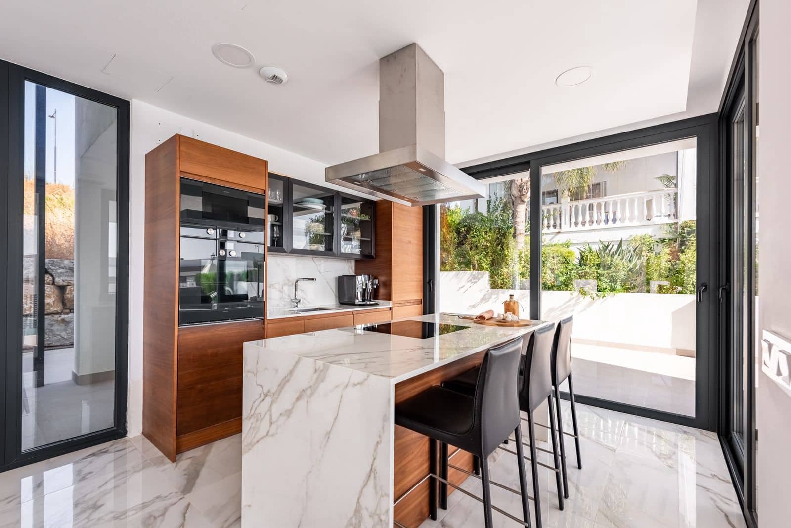 3 slaapkamer Villa te koop in Estepona met zwembad garage - € 1.400.000 (Ref: 9676277)