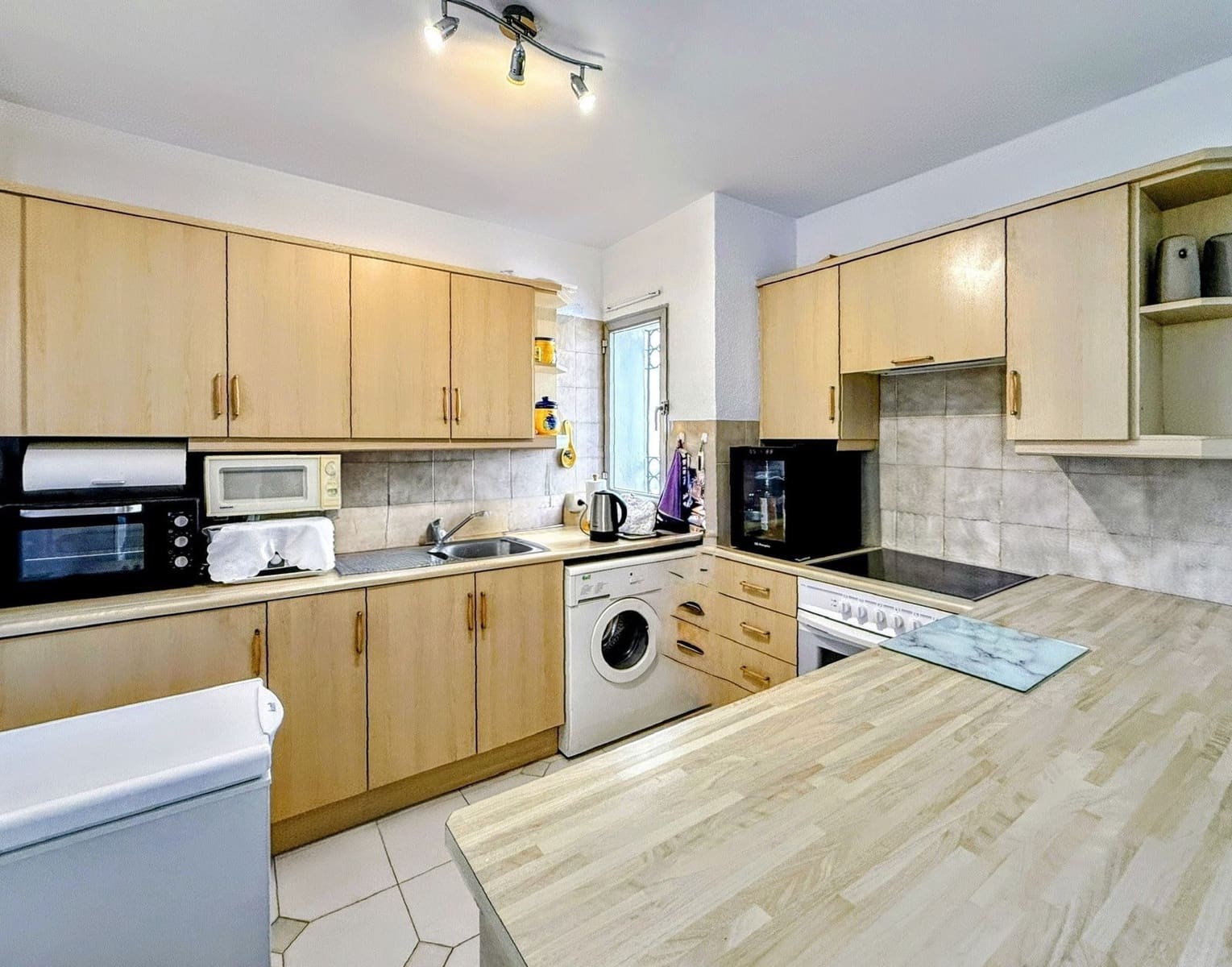 2 slaapkamer Appartement te koop in Miraflores met zwembad garage - € 385.000 (Ref: 9676388)