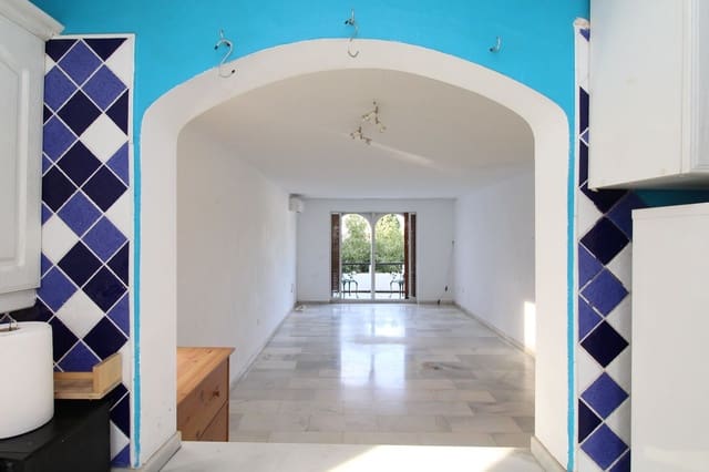 Ático de 2 habitaciones en Nueva Andalucia, Marbella en venta con piscina garaje - 525.000 € (Ref: 9697806)