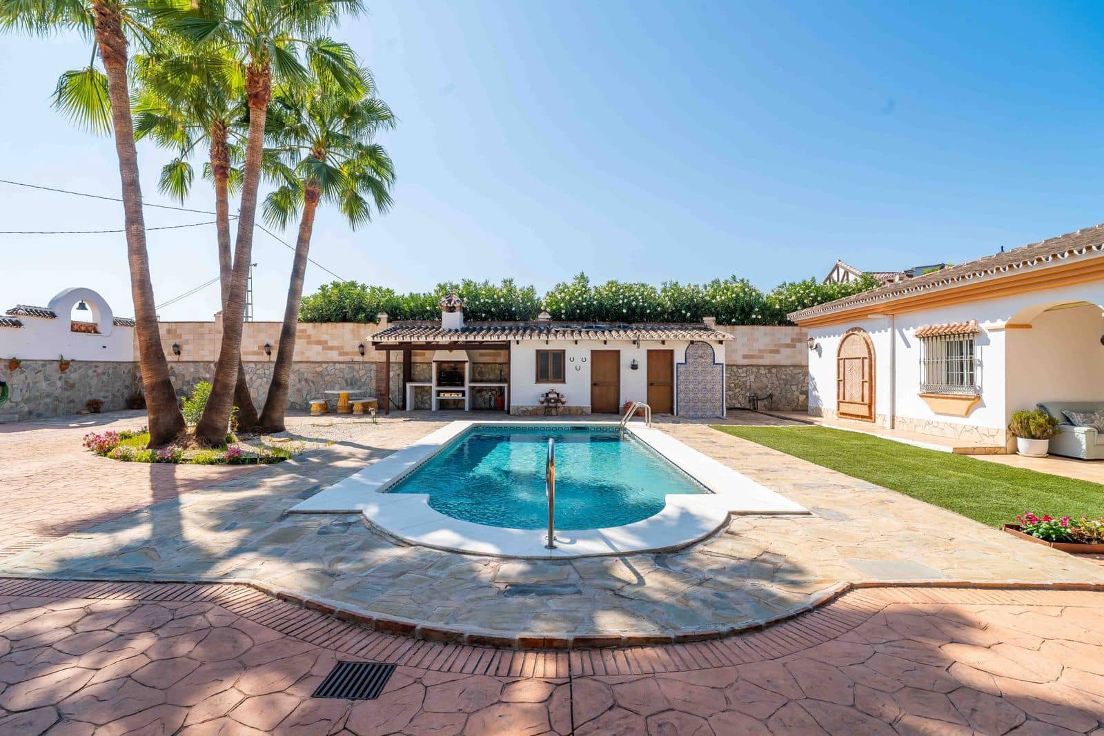 4 Zimmer Villa zu verkaufen in Alhaurin el Grande mit Pool Garage - 549.000 € (Ref: 9699306)