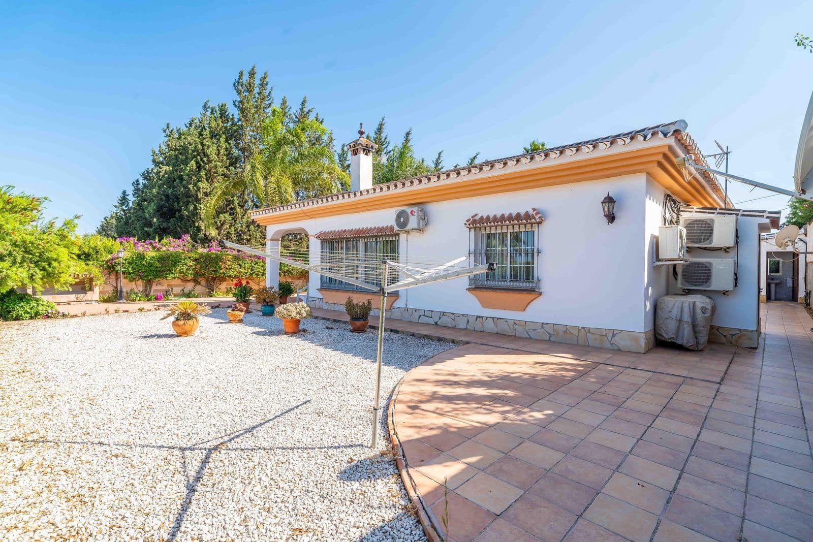 4 Zimmer Villa zu verkaufen in Alhaurin el Grande mit Pool Garage - 549.000 € (Ref: 9699306)