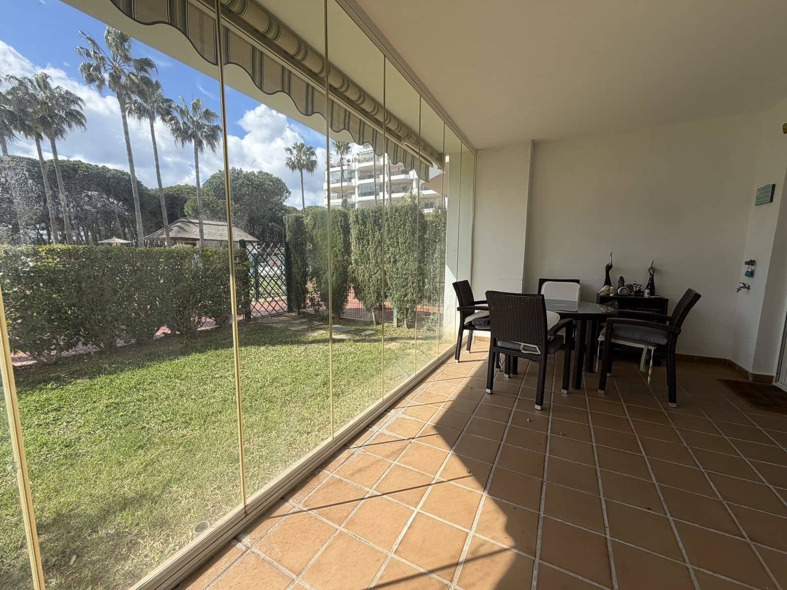 2 quarto Apartamento de Praia para venda em Sitio de Calahonda - 535 000 € (Ref: 9709105)