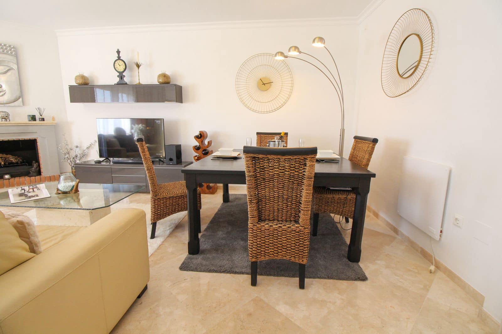 2 bedroom Apartment for sale in La Mairena with pool garage - € 345,000 (Ref: 9714061)