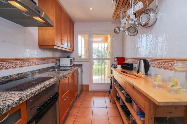 2 slaapkamer Appartement te koop in La Mairena, Ojen met zwembad garage - € 345.000 (Ref: 9714061)