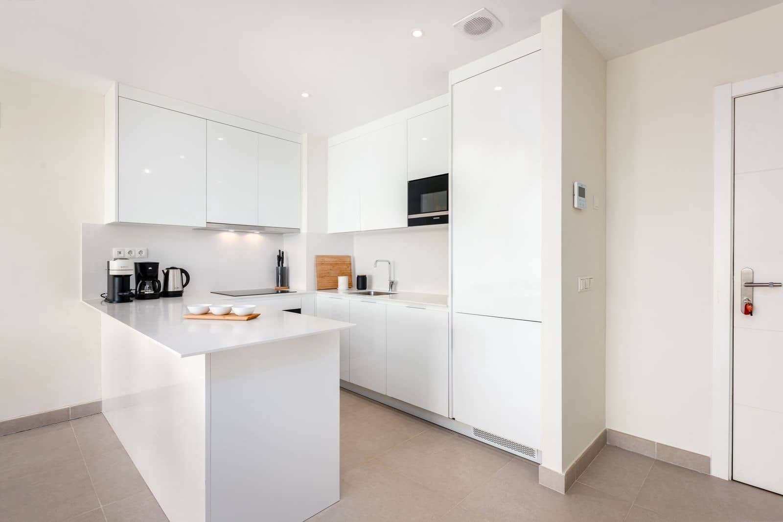 3 quarto Penthouse para venda em Estepona com piscina garagem - 719 000 € (Ref: 9730579)