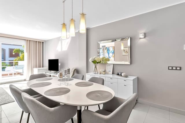 3 soveværelse Penthouse til salg i New Golden Mile, Estepona med swimmingpool garage - € 619.000 (Ref: 9737176)