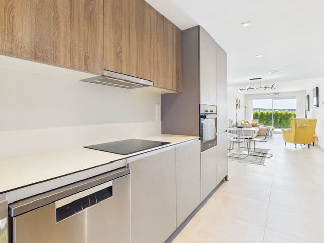 2 chambre Appartement à vendre à Estepona avec piscine garage - 365 000 € (Ref: 9747120)