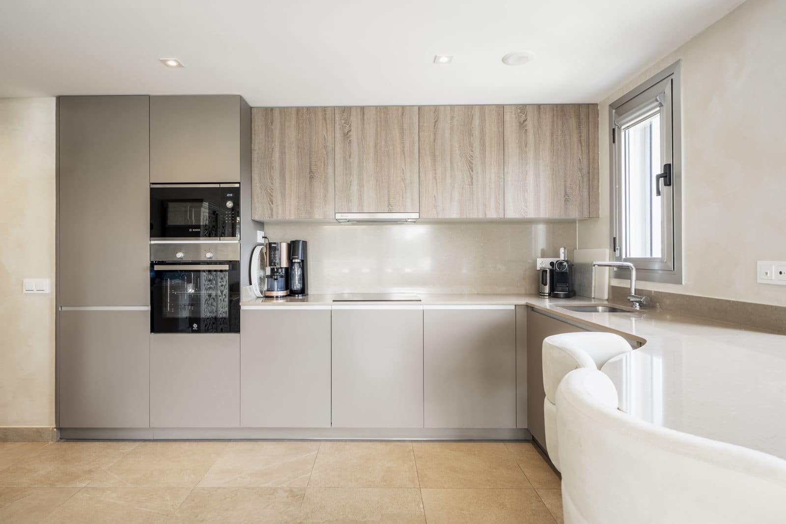 3 soveværelse Lejlighed til salg i Estepona med swimmingpool garage - € 495.000 (Ref: 9753542)