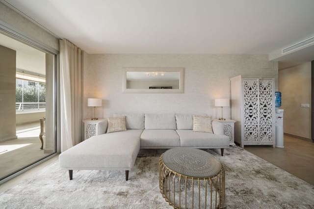 3 soveværelse Lejlighed til salg i Estepona med swimmingpool garage - € 495.000 (Ref: 9753542)