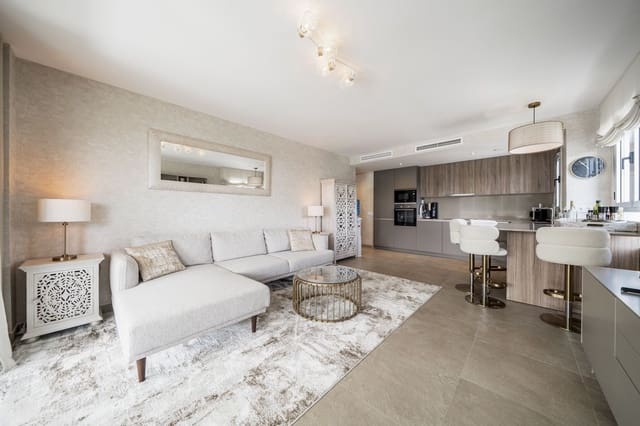 3 soveværelse Lejlighed til salg i Estepona med swimmingpool garage - € 495.000 (Ref: 9753542)