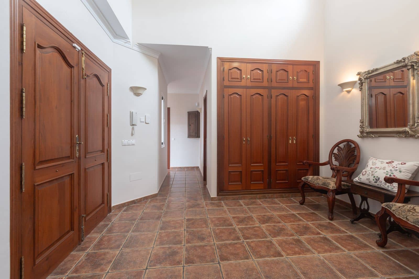 3 sypialnia Willa na sprzedaż w Riviera del Sol z basenem garażem - 900 000 € (Ref: 9753547)